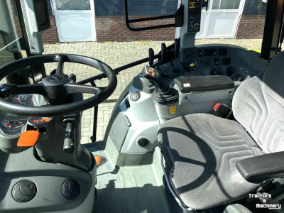 Tracteur Claas Arion 420 CIS