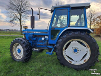 Tracteur Ford 7810