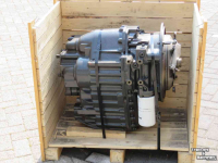 Chargeuse pelleteuse New Holland PowerShift Transmission voor L115 LB115B LB 110 LB90 CNH parts nr:84136448B