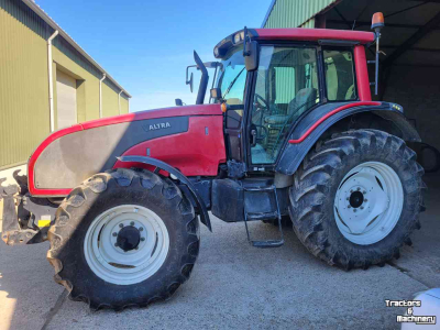 Tracteur Valtra T131