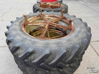 Roues, Pneus, Jantes, Barillets Jumelage  Dubbellucht 16.9 - R38  5 ster molcon