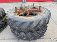 Roues, Pneus, Jantes, Barillets Jumelage  Dubbellucht 16.9 - R38  5 ster molcon