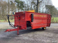 Distributeur de fourrage en bloc Schuitemaker Amigo 40 S Blokkenwagen