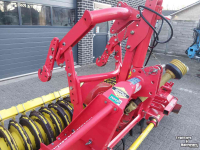 Herse rotative Pottinger Lion 301 Rotorkopeg met hydr. hefinrichting