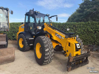 Chargeuse sur pneus telescopique JCB TM320s Agri