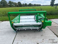 Dérouleuse de balle Hustler LX104