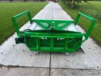 Dérouleuse de balle Hustler LX104