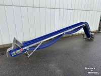 Convoyeur  Franz Nahrungsmittelmaschinen elevator  Stijle opvoerband met schakelband  30 cm breed