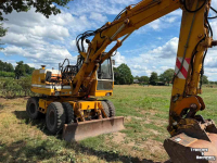 Pelles sur pneus Liebherr A902