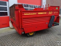 Distributeur de fourrage en bloc Schuitemaker Amigo 30S Blokkenwagen