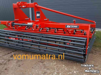 Combination de préparation du lit de semence ADV Technik Frontzaaibedcombinatie  Frontverkruimelaar ook in 2,5 + 3,5 + 4 mtr.