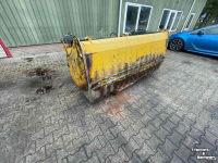 Coupe-blocs d'ensilage Mammut SC220M JCB