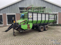 Autochargeuse Deutz-Fahr K570 Opraapwagen