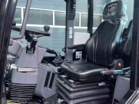 Chargeuse sur pneus Giant G3500 mini shovel kniklader