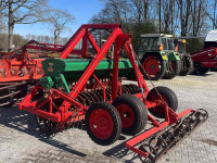 Rouleau compacteur latérale / avant  Getrokken vorepakkker