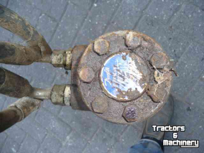 Pièces d‘occasion pour tracteurs Deutz-Fahr 07 c