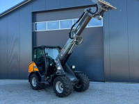 Chargeuse sur pneus Giant G3500