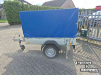 Semi-remorque surbaissé  Huif aanhanger 750 kg.