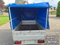Semi-remorque surbaissé  Huif aanhanger 750 kg.