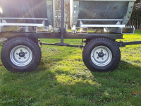 Benne agricole  Kantelbakkenwagen