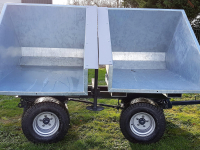 Benne agricole  Kantelbakkenwagen