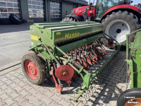 Semoir Hassia DK 300/25