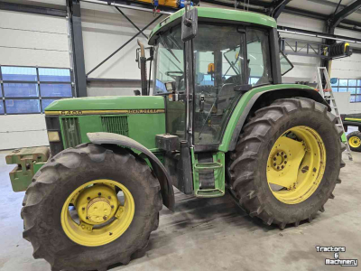 Tracteur John Deere 6400