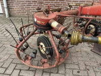 Andaineur PZ Strela hooischudder
