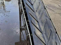 Convoyeur élévateur  2600X590 OPVOERBAND ELEVATORBAND ELEVATOR BELT FÖRDERBAND STEIGBAND