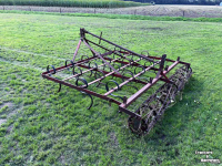 Cultivateur  Triltand cultivator met verkruimelrol rol