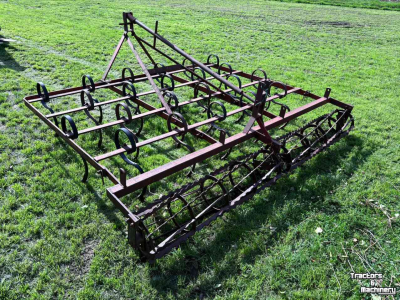 Cultivateur  Triltand cultivator met verkruimelrol rol