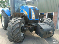 Tracteur New Holland T8050 Supersteer powershift