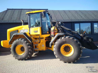 Chargeuse sur pneus JCB 427 Agri