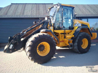Chargeuse sur pneus JCB 427 Agri