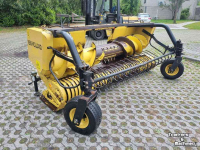 Pick up New Holland 340W