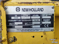 Pick up New Holland 340W