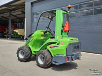 Chargeuse sur pneus Avant 645i Rental mini-shovel