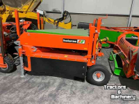 Arracheuse d‘oignons Holaras Uienloofmaaier Type UM 210-F 2408-3111 en Uienrooier type Type UR 205-DB 2408-3112