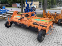 Broyeur de fanes Struik Loofklapper 4 LKFA75