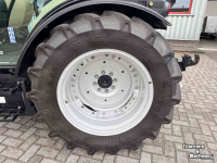 Tracteur pour vignes et vergers Case Quantum 110N Stage V Cab CAT 4