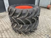 Roues, Pneus, Jantes, Barillets Jumelage  540/65r28 vredestein 35mm op wiel