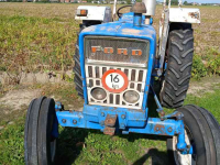 Tracteur Ford 4000