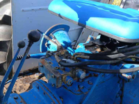 Tracteur Ford 4000