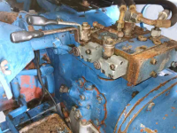 Tracteur Ford 4000