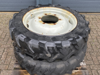 Roues, Pneus, Jantes, Barillets Jumelage Michelin 12.4R32 op 6 gaats velg