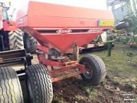 Distributeur d‘engrais Rauch Kuhn MDS 921 op troley