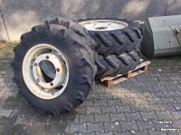 Roues, Pneus, Jantes, Barillets Jumelage Pirelli 13.6-R24 en 14.9/R38