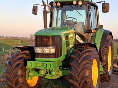 Tracteur John Deere 6830