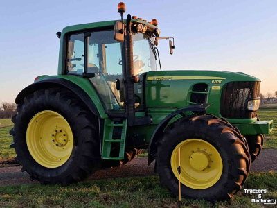 Tracteur John Deere 6830
