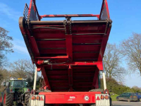 Arracheuse de betteraves Gilles Beet Master 2000